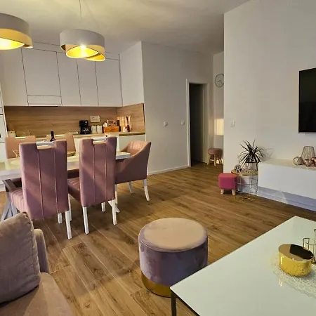 Leilani & Karolina * Vrsi