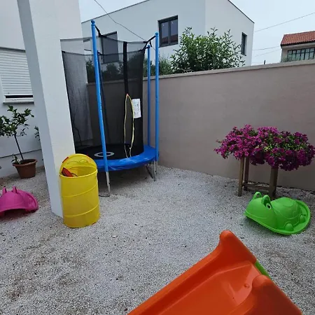 Leilani & Karolina * Vrsi