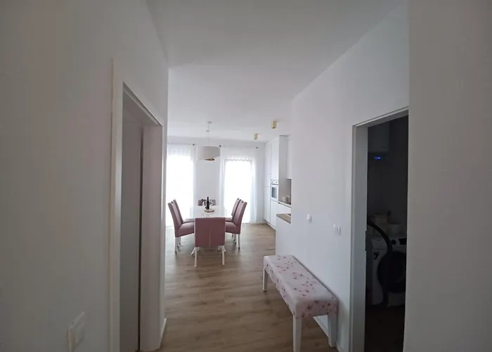 Leilani & Karolina *