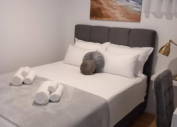 Leilani & Karolina Apartman Vrsi