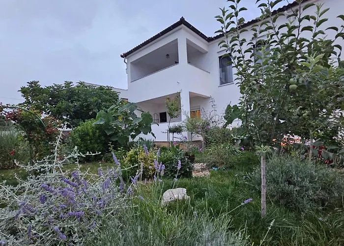 Leilani & Karolina Apartman