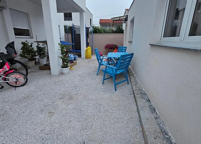 Apartman Leilani & Karolina Vrsi