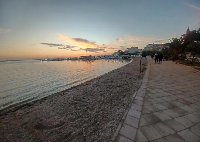 Leilani & Karolina *