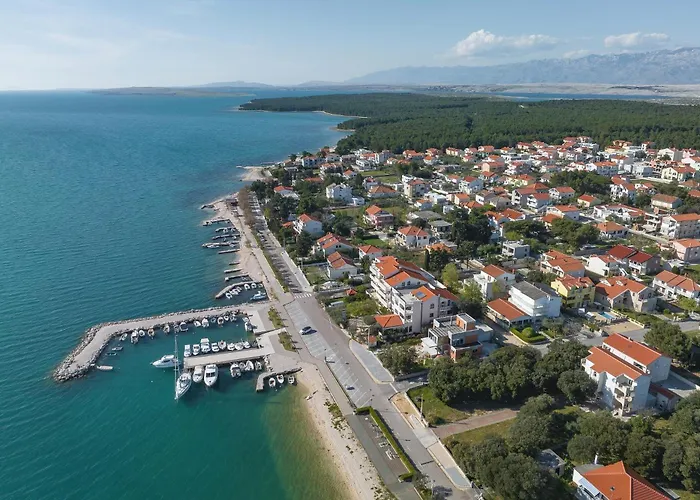Leilani & Karolina * ורסי