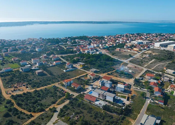 Leilani & Karolina Apartman *